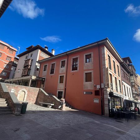 Apartamentosarturo Llanes Laplaza Atico Centrico Kültér fotó