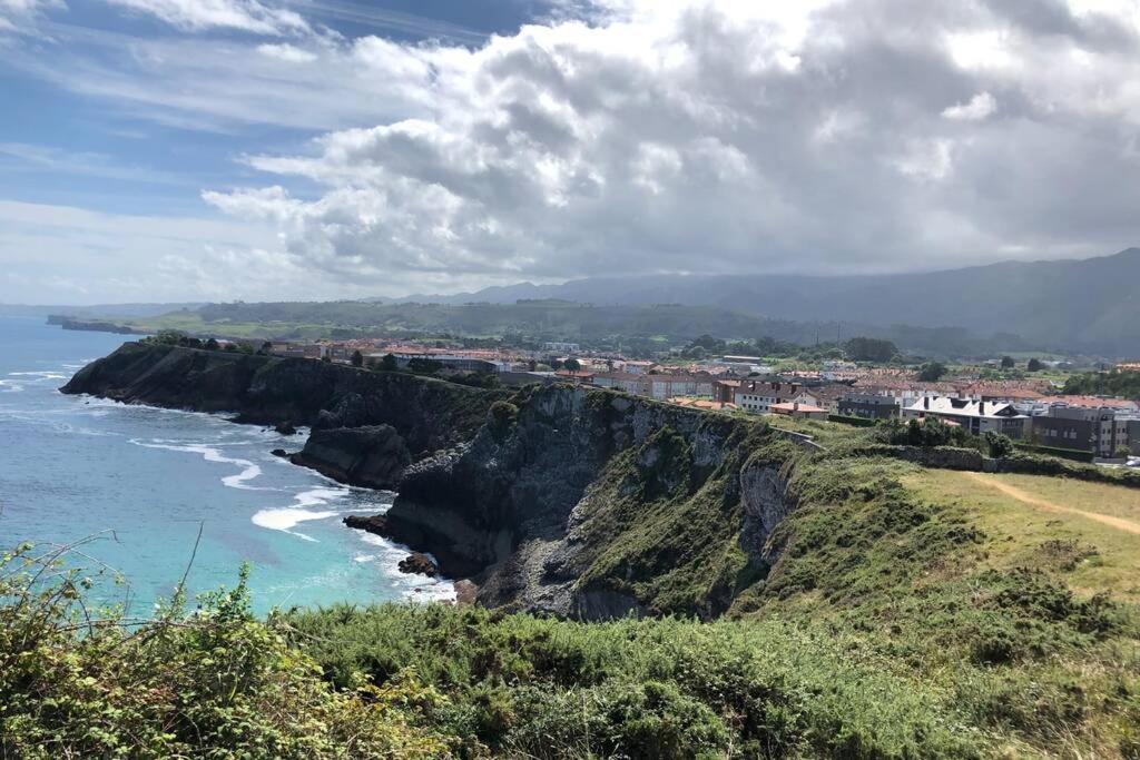 Apartamentosarturo Llanes Laplaza Atico Centrico Kültér fotó